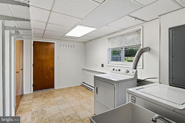 1443 HEATHER LN, West Chester, PA 19380