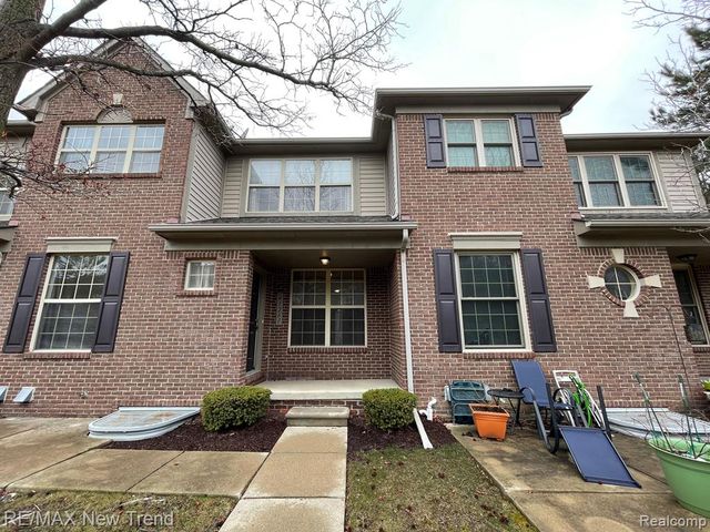 41261 N Maplewood Drive, Canton, MI 48187