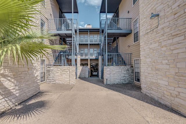 711 W 21st ST 203, Austin, TX 78705