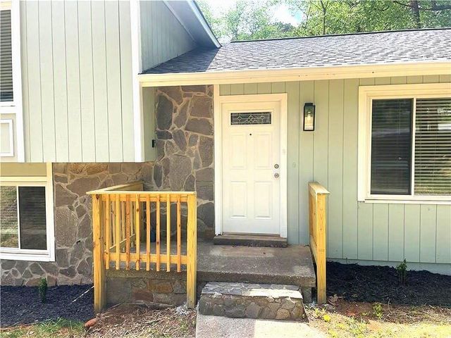 3205 Brownlee Way, Lawrenceville, GA 30044