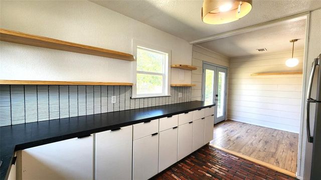 1208 E Rose Drive, Shawnee, OK 74804