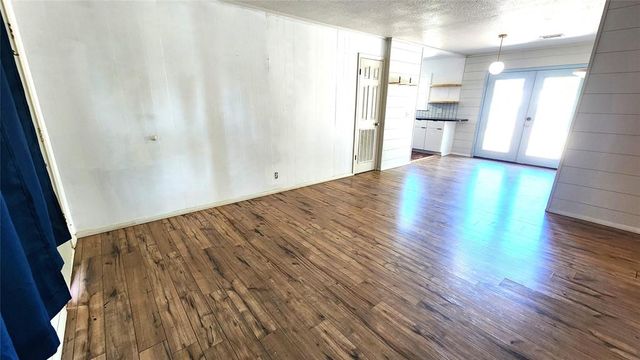 1208 E Rose Drive, Shawnee, OK 74804