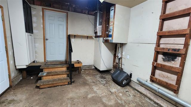 1208 E Rose Drive, Shawnee, OK 74804