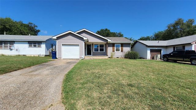 1208 E Rose Drive, Shawnee, OK 74804