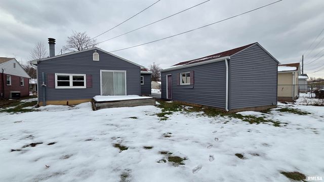 447 7TH Street Court East, Milan, IL 61264