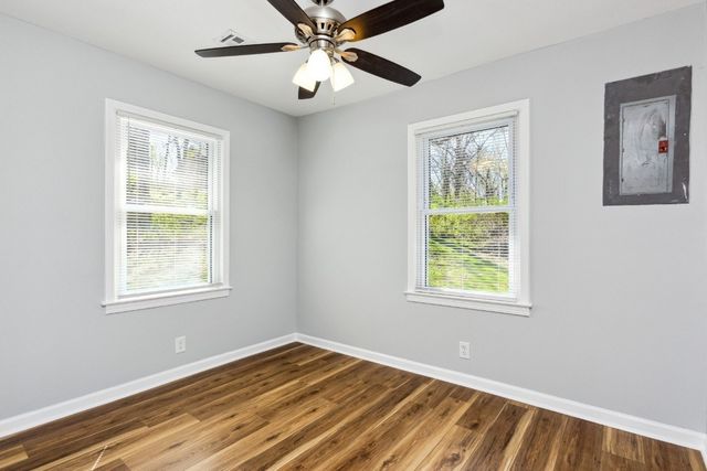428 Hickory Hill Dr, Clarksville, TN 37040