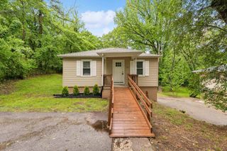 428 Hickory Hill Dr, Clarksville, TN 37040