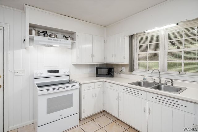 10 Hickory, Tuscaloosa, AL 35404