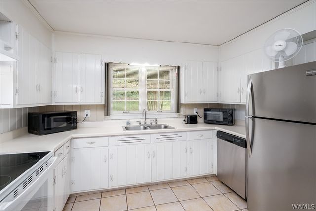 10 Hickory, Tuscaloosa, AL 35404