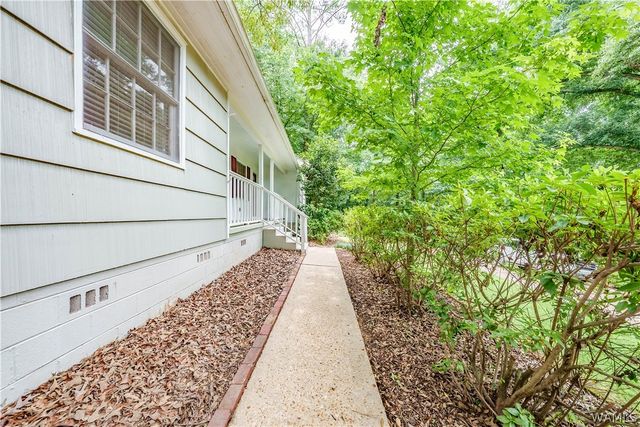 10 Hickory, Tuscaloosa, AL 35404