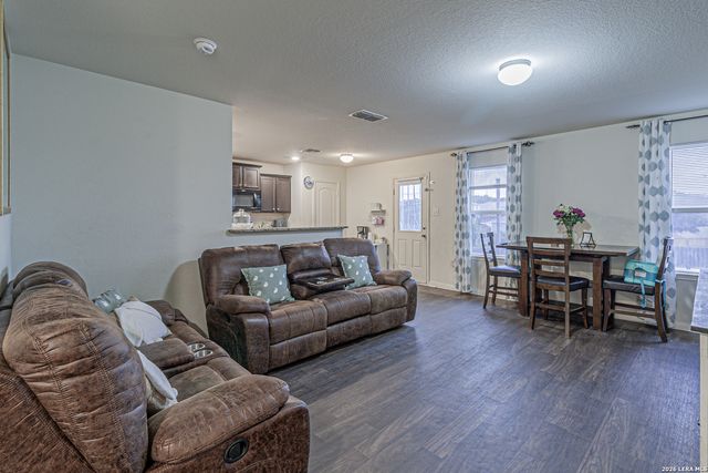 2831 LAVENDER MDW, San Antonio, TX 78222