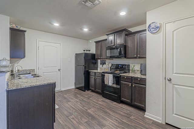 2831 LAVENDER MDW, San Antonio, TX 78222