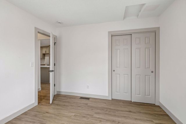 2414 Como Avenue SE, Minneapolis, MN 55414