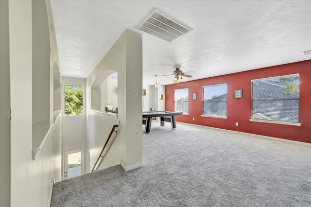 1013 Victorian Court, Seabrook, TX 77586