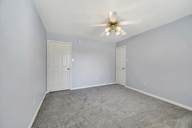 1013 Victorian Court, Seabrook, TX 77586