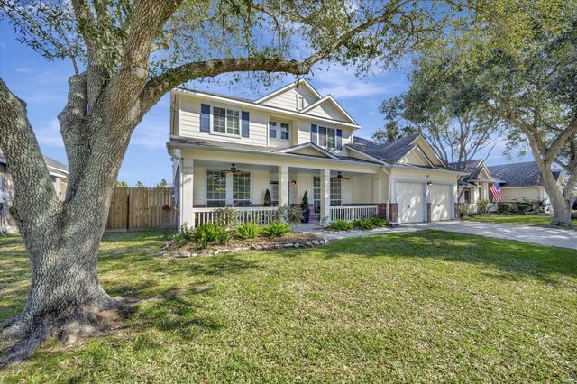 1013 Victorian Court, Seabrook, TX 77586