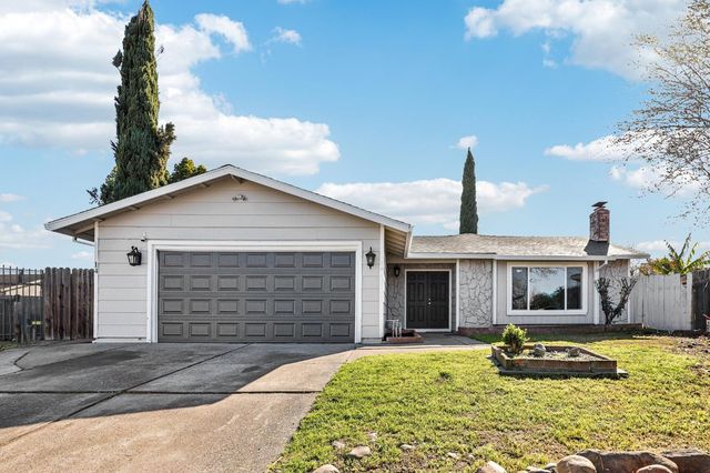 14 Flaum Ct, Sacramento, CA 95823