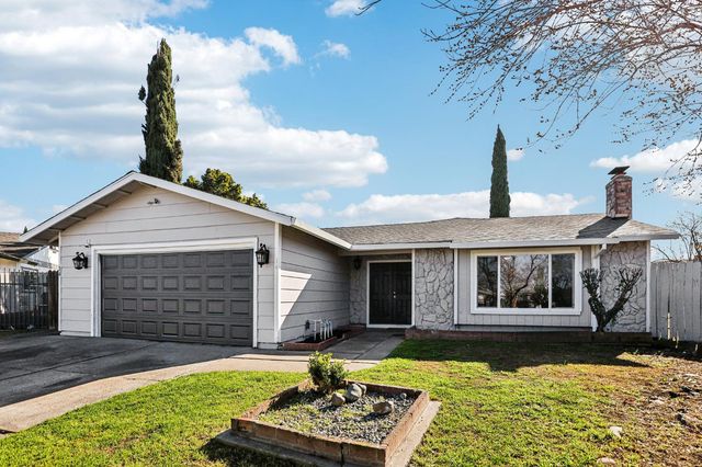 14 Flaum Ct, Sacramento, CA 95823
