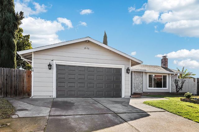 14 Flaum Ct, Sacramento, CA 95823