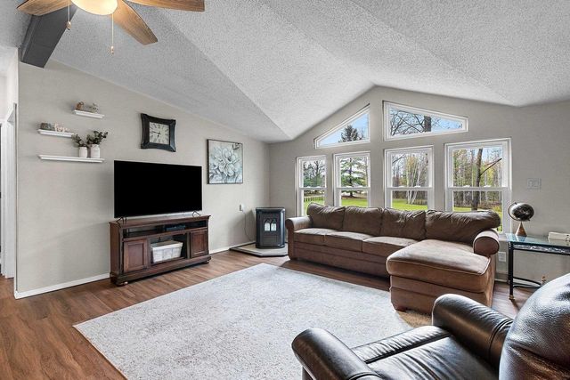 3965 NEIGHBORLY LANE, Abrams, WI 54101