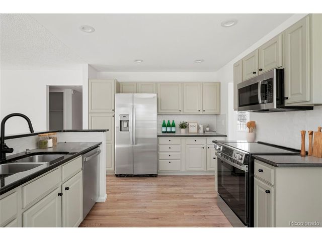 5362 S Danube Ct, Centennial, CO 80015