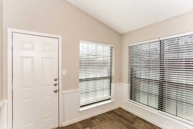 330 Cedar Creek Drive, Duncanville, TX 75137