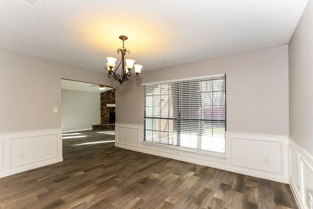 330 Cedar Creek Drive, Duncanville, TX 75137