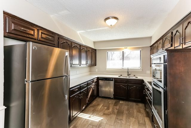 330 Cedar Creek Drive, Duncanville, TX 75137