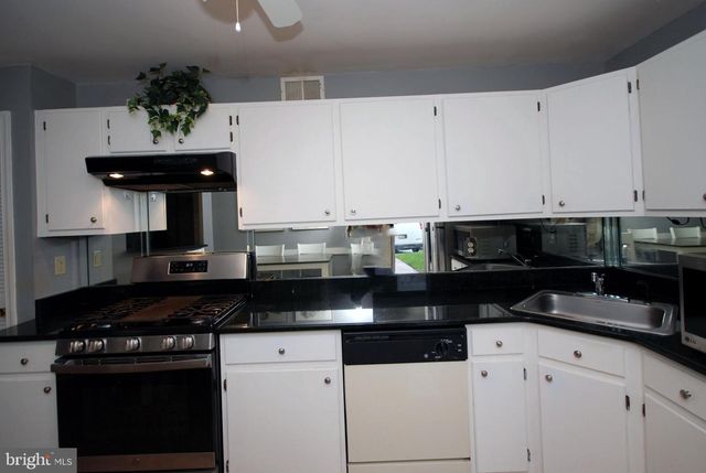 1101 STONY BROOK WAY, North Brunswick, NJ 08902