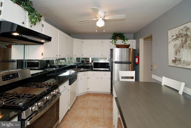 1101 STONY BROOK WAY, North Brunswick, NJ 08902