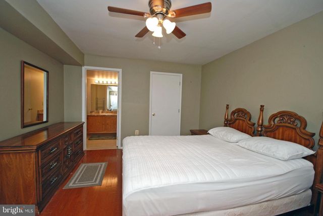 1101 STONY BROOK WAY, North Brunswick, NJ 08902