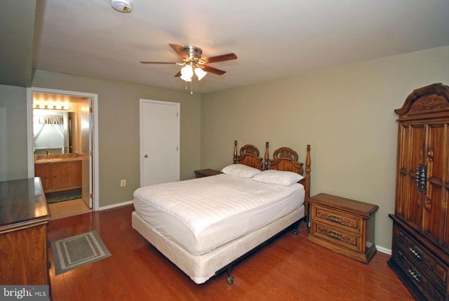 1101 STONY BROOK WAY, North Brunswick, NJ 08902