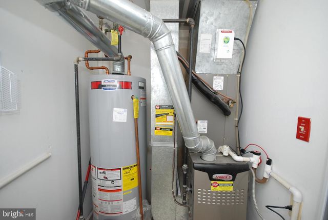 1101 STONY BROOK WAY, North Brunswick, NJ 08902