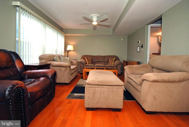 1101 STONY BROOK WAY, North Brunswick, NJ 08902