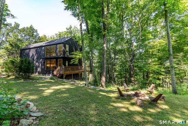 23 Front Of The Mountain Road, New Milford, CT 06755