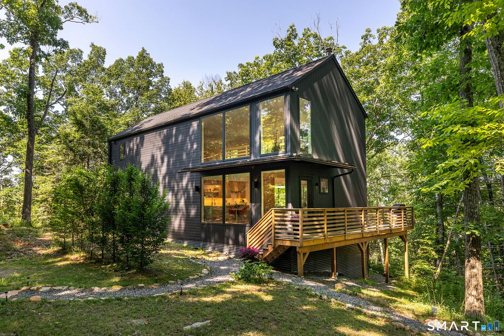 23 Front Of The Mountain Road, New Milford, CT 06755