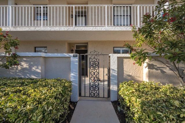 300 N Highway A1a 105j, Jupiter, FL 33477