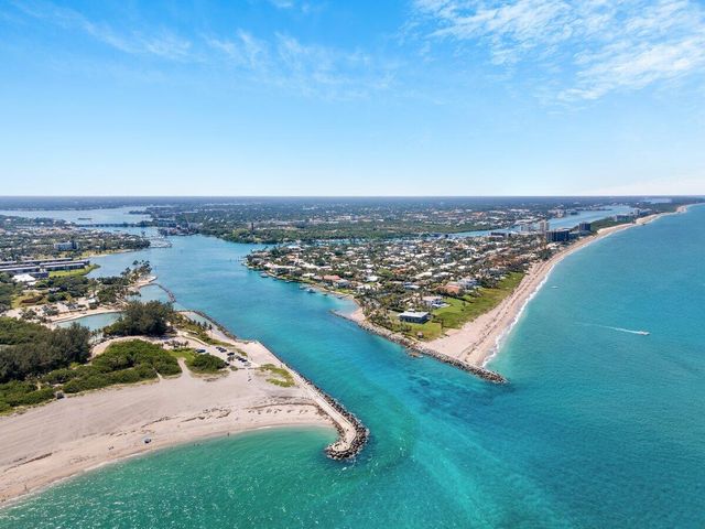 300 N Highway A1a 105j, Jupiter, FL 33477