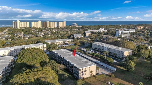 300 N Highway A1a 105j, Jupiter, FL 33477