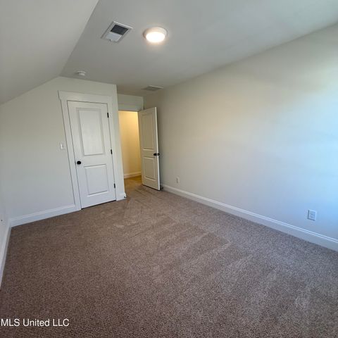 502 Bolivar Drive, Nesbit, MS 38651