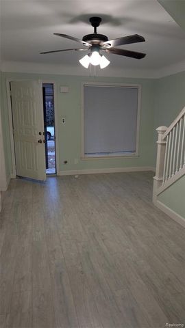 1305 Bauman Avenue, Royal Oak, MI 48073