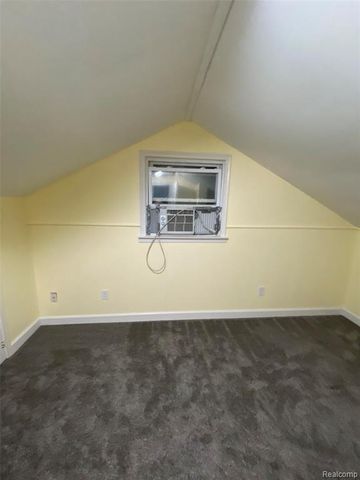 1305 Bauman Avenue, Royal Oak, MI 48073