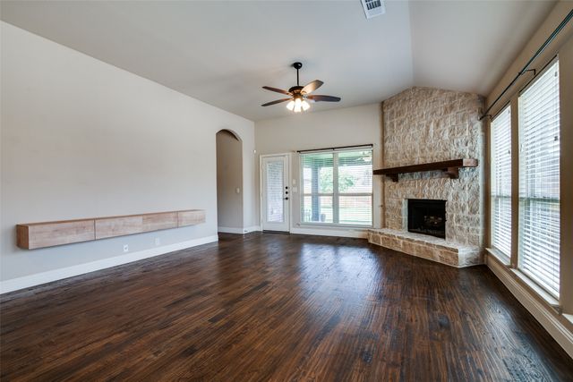 1813 Chadwick Lane, Forney, TX 75126