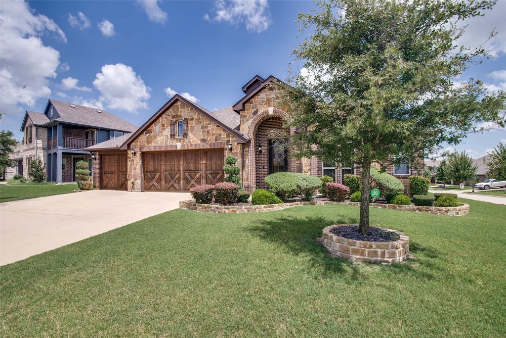 1813 Chadwick Lane, Forney, TX 75126