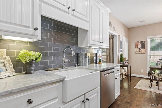 12946 Joshua, Northport, AL 35475