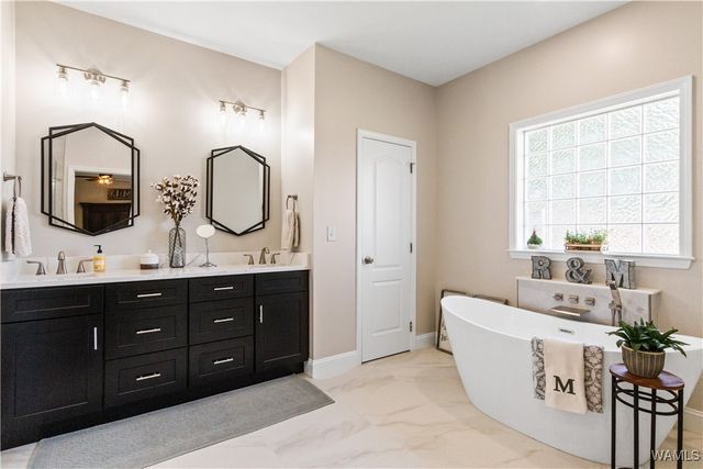 12946 Joshua, Northport, AL 35475