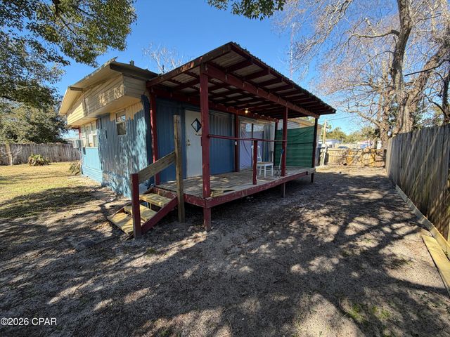 8607 Estrella Street, Panama City, FL 32408