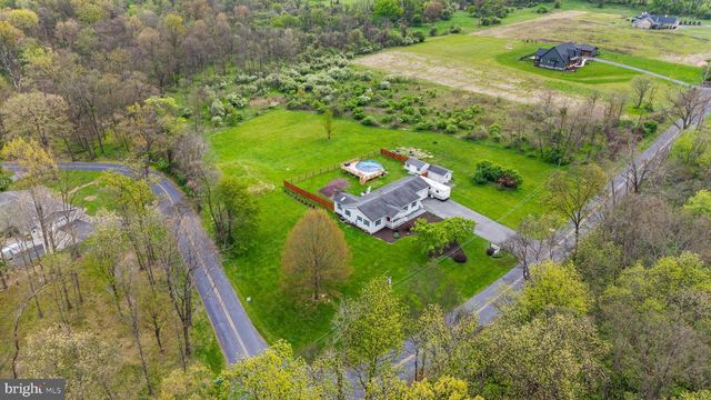 241 WILLOW MILL PARK RD, Mechanicsburg, PA 17050