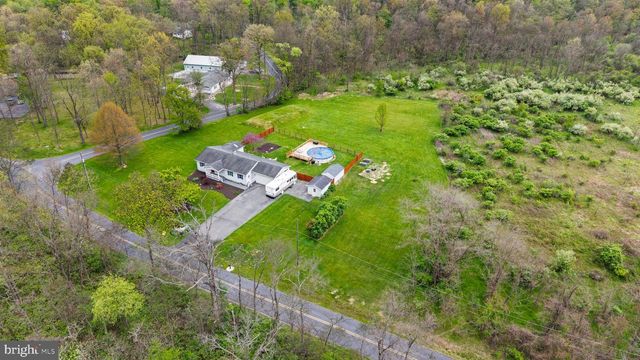 241 WILLOW MILL PARK RD, Mechanicsburg, PA 17050