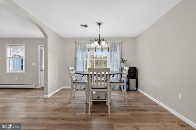 241 WILLOW MILL PARK RD, Mechanicsburg, PA 17050